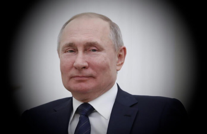 Vladimir Putin ha il parkinson, indiscrezione choc dalla Russia